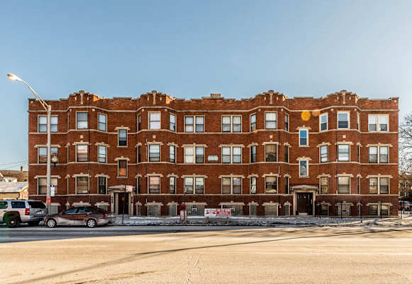 703 N Austin Blvd property